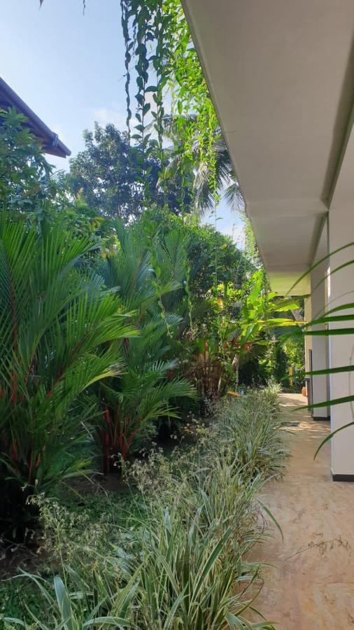 South Heaven Villa Хіккадува Екстер'єр фото
